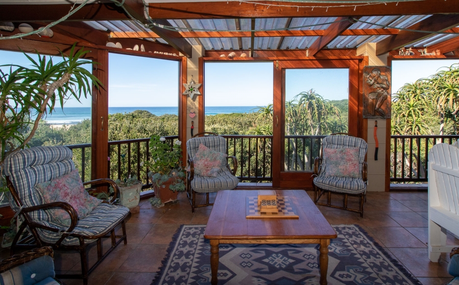 4 Bedroom Property for Sale in West Beach Eastern Cape